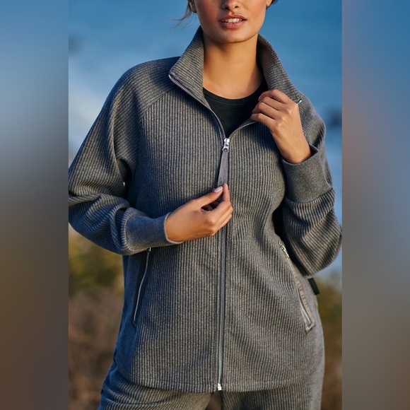 Varley Gray Ribbed Full Zip Jacket - Picture 15 of 15